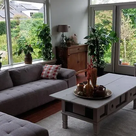 Holiday home Royale Bungalow Met Grote Tuin En Terras Munstergeleen